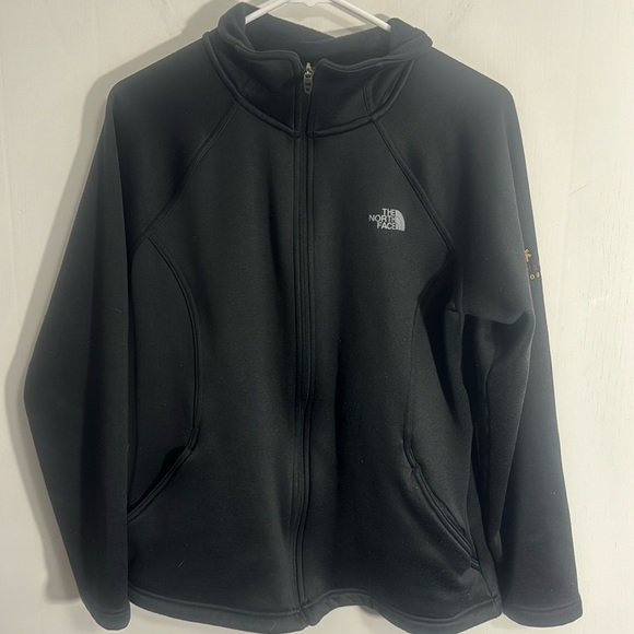 North Face Women’s jacket super soft inside, light wear Size Lg make an offer! - Picture 1 of 8